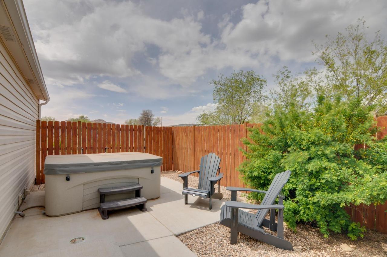 Utah Retreat - Hot Tub, Deck And Near National Parks Villa Escalante Exterior photo